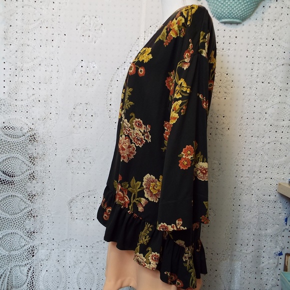 Zara Basic Outerwear Woman’s SIZE M-Large Duster with ruffle💕 - Picture 2 of 8